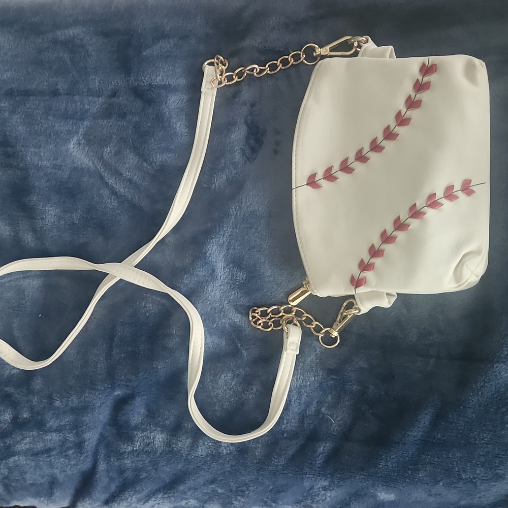 White and Red Baseball Stitch Crossbody Bag - Picture 3 of 8